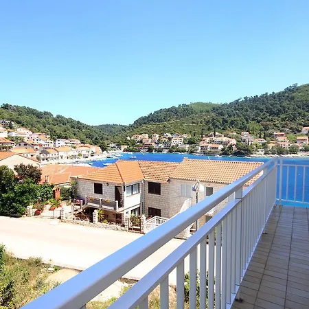 Brna 10057c Apartman Smokvica